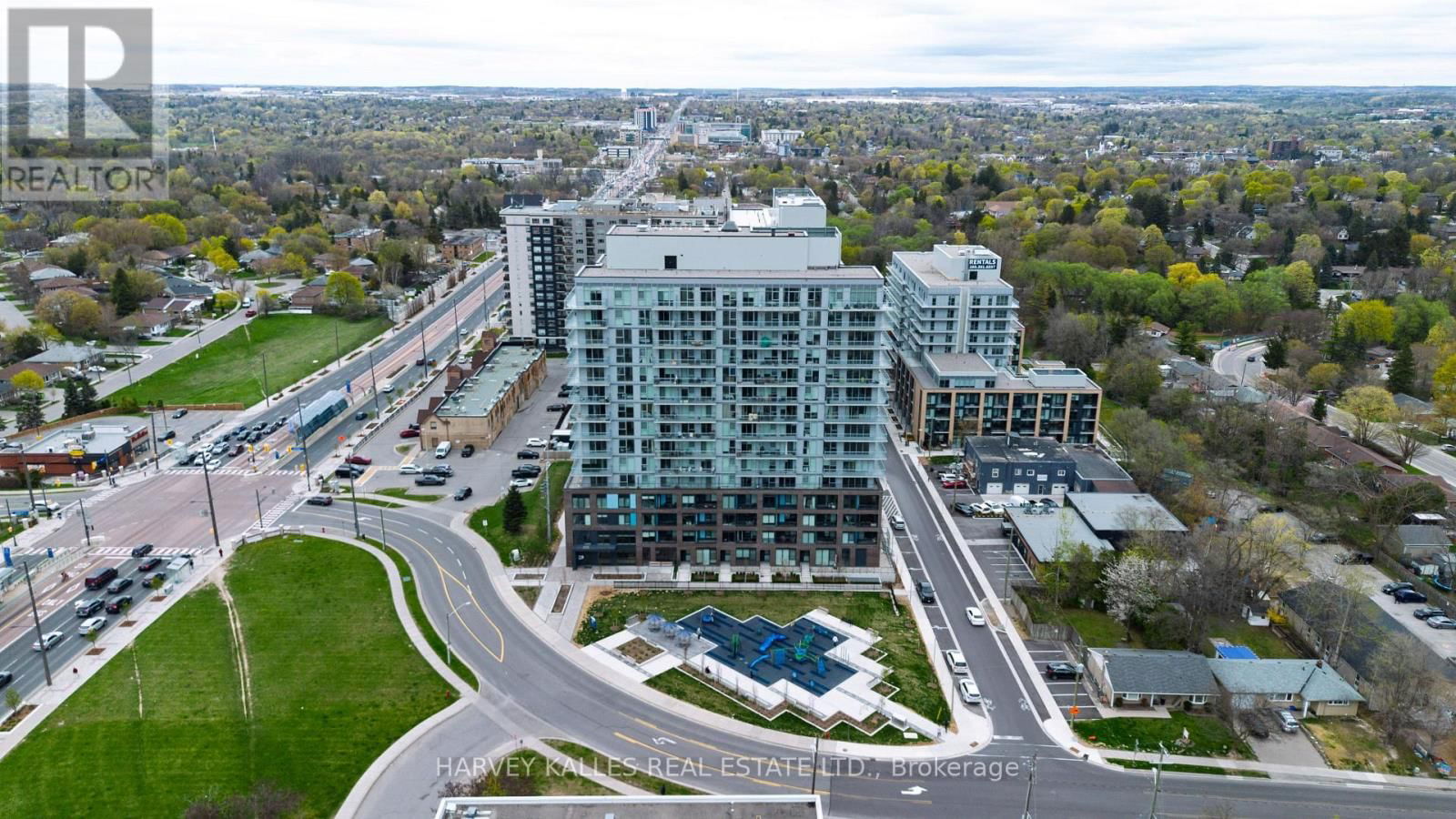 305 - 185 DEERFIELD ROAD Image 2