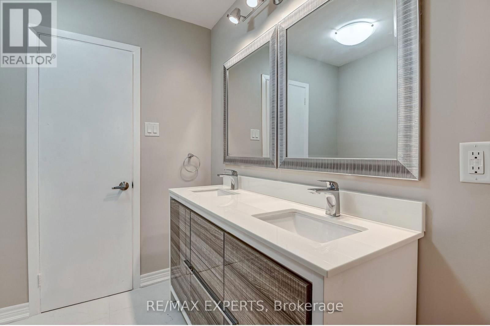 5077 BOYNE STREET EAST Image 18