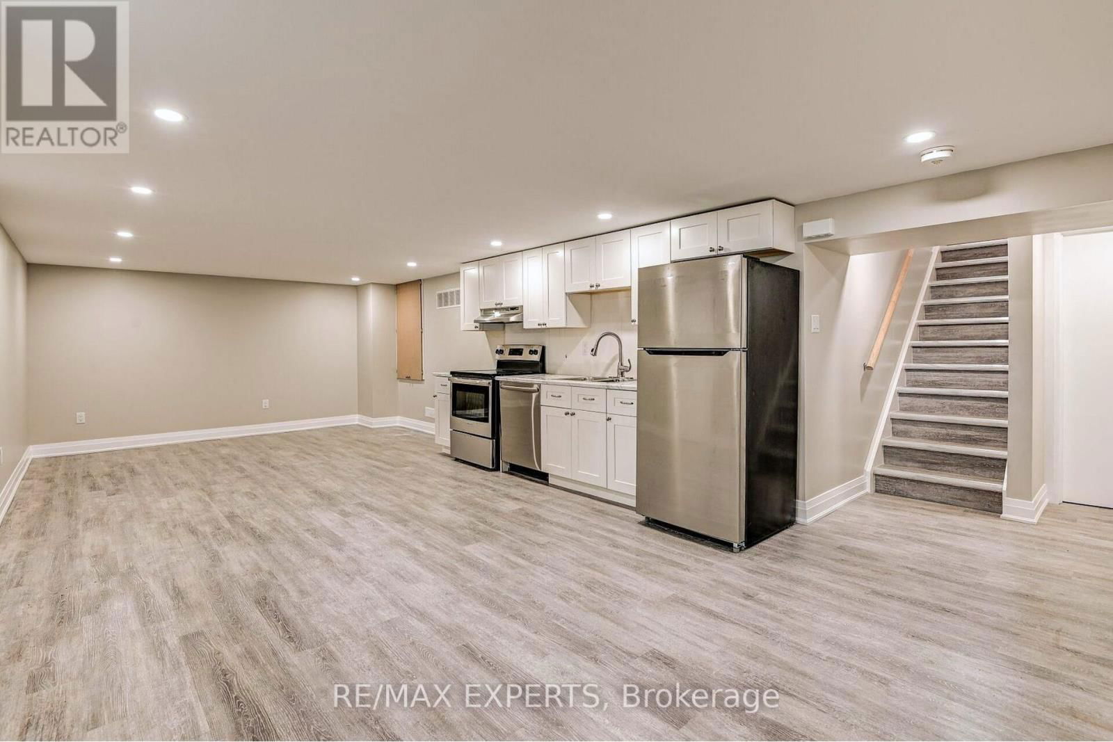 5077 BOYNE STREET EAST Image 21