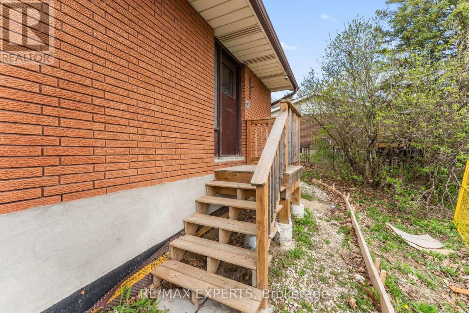 5077 BOYNE STREET EAST Image 29
