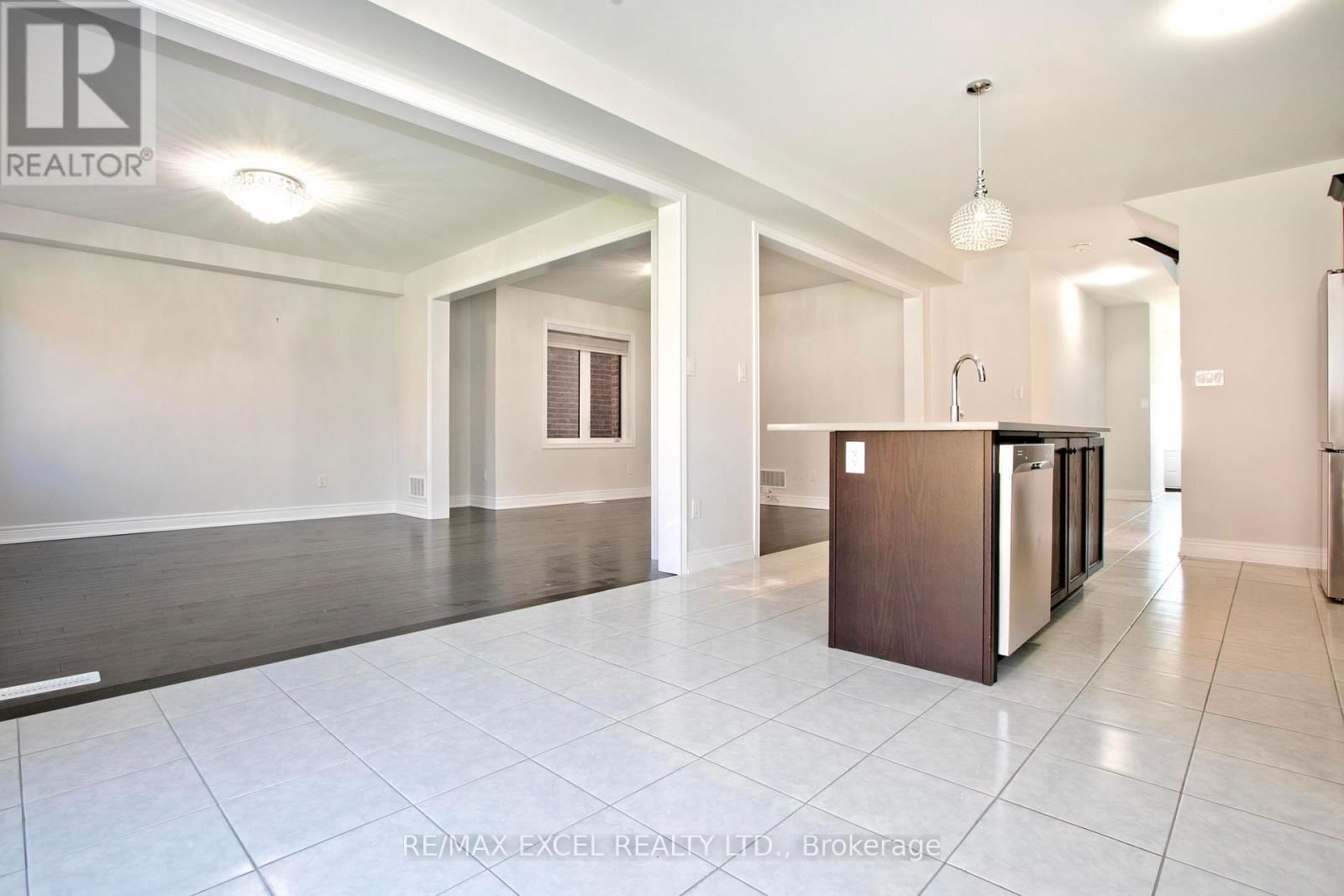 4 YARL DRIVE Image 16