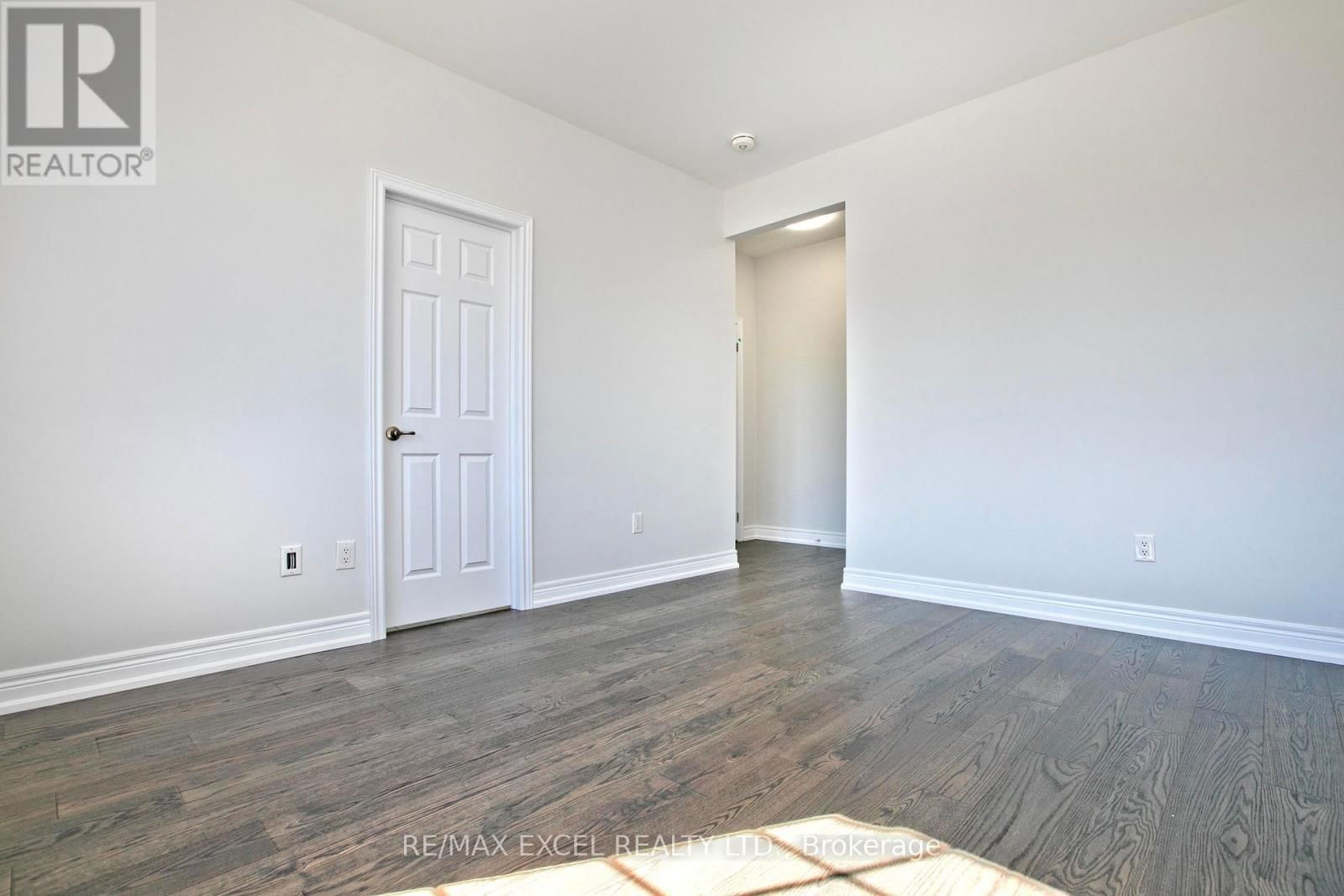 4 YARL DRIVE Image 29