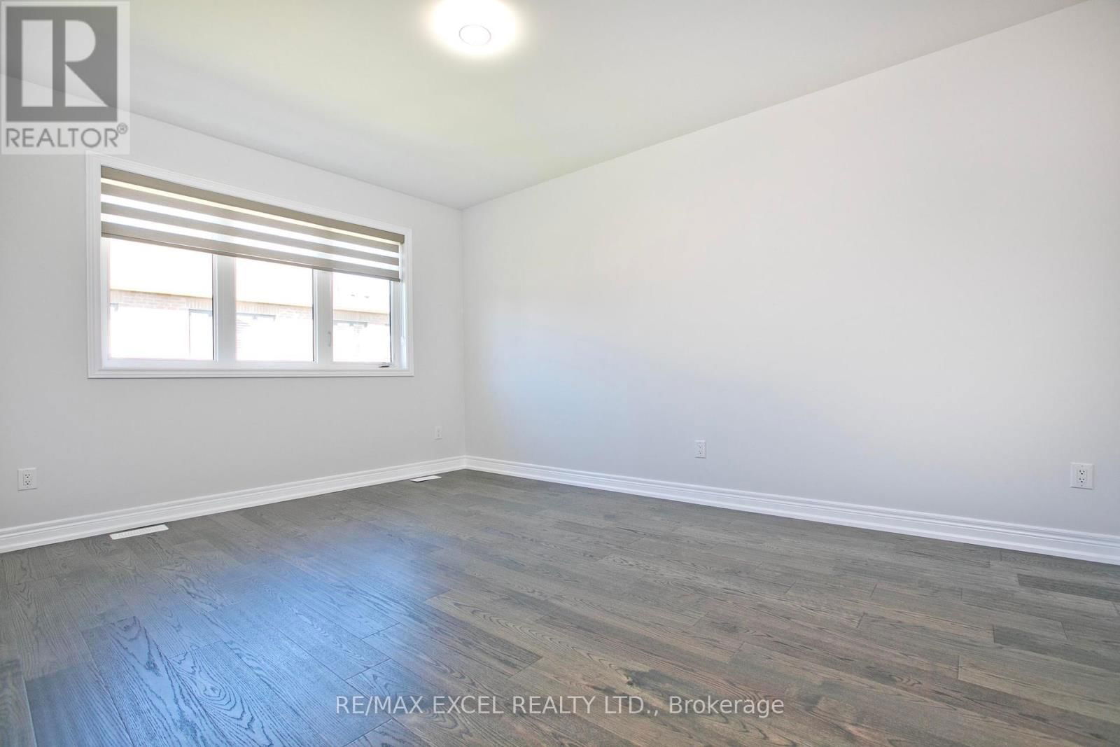 4 YARL DRIVE Image 31