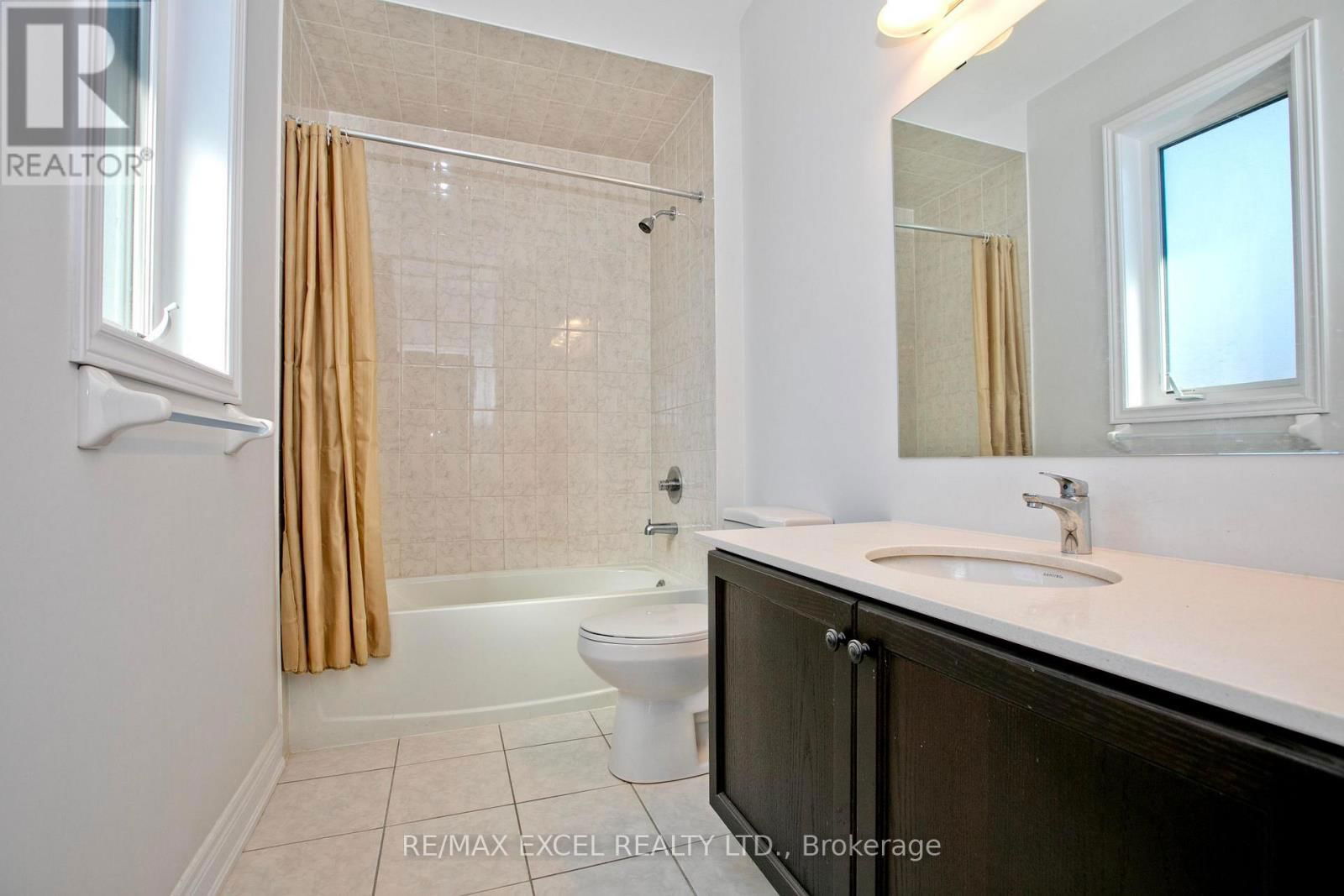 4 YARL DRIVE Image 32