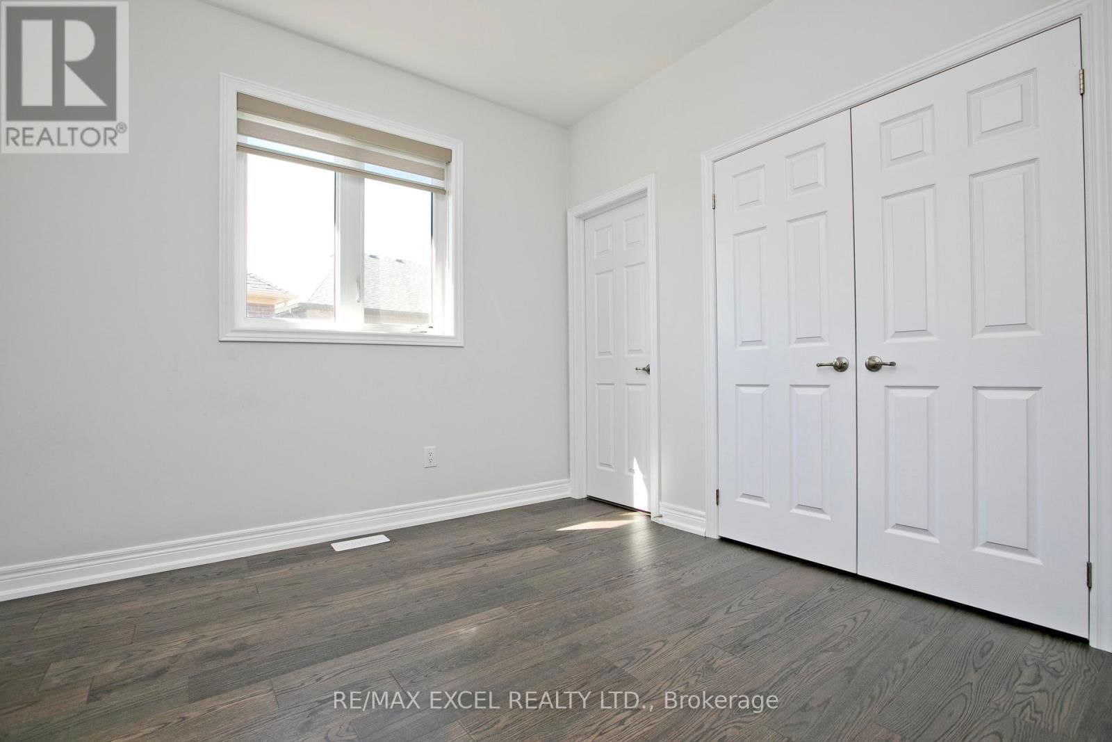 4 YARL DRIVE Image 34