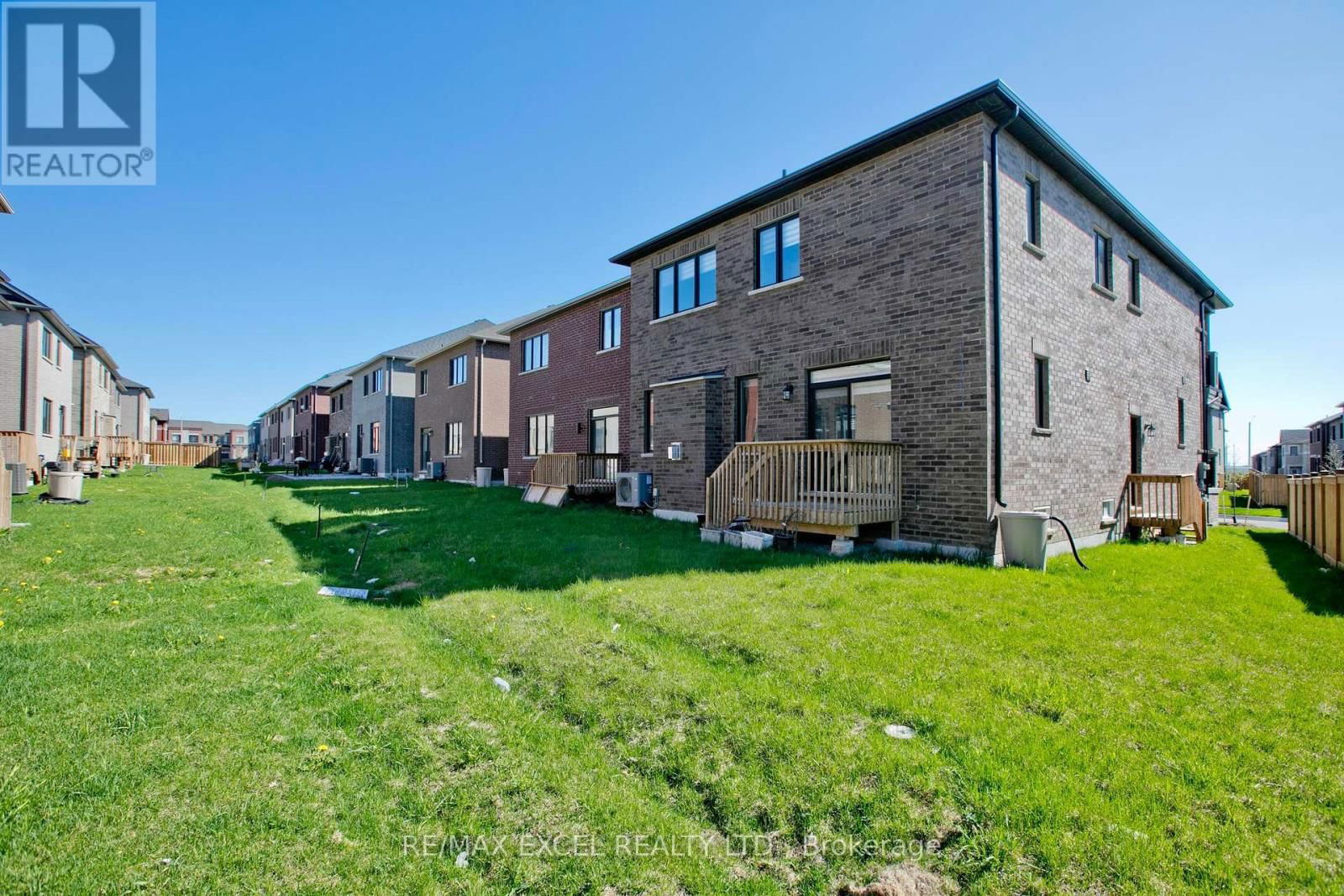 4 YARL DRIVE Image 43