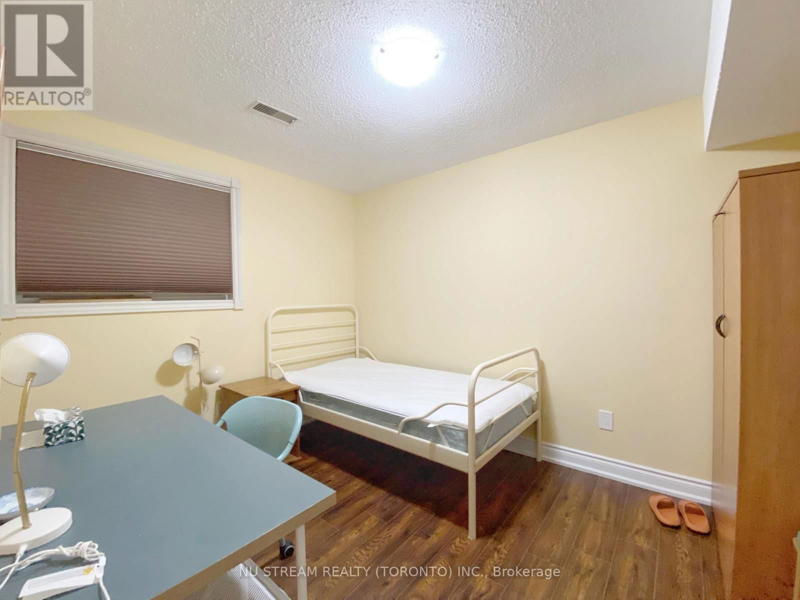 Bedroom - 115 BRIGGS AVENUE Image 11