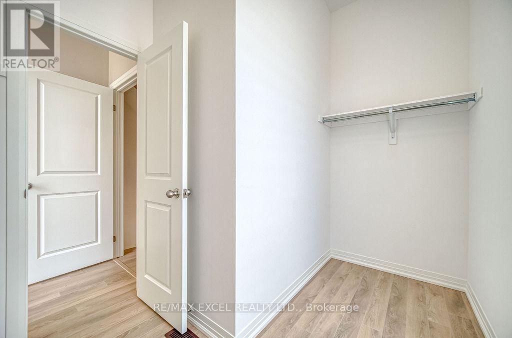 33 ALBERT FIRMAN LANE Image 28