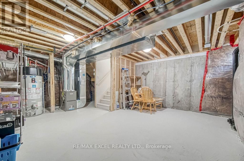 33 ALBERT FIRMAN LANE Image 43