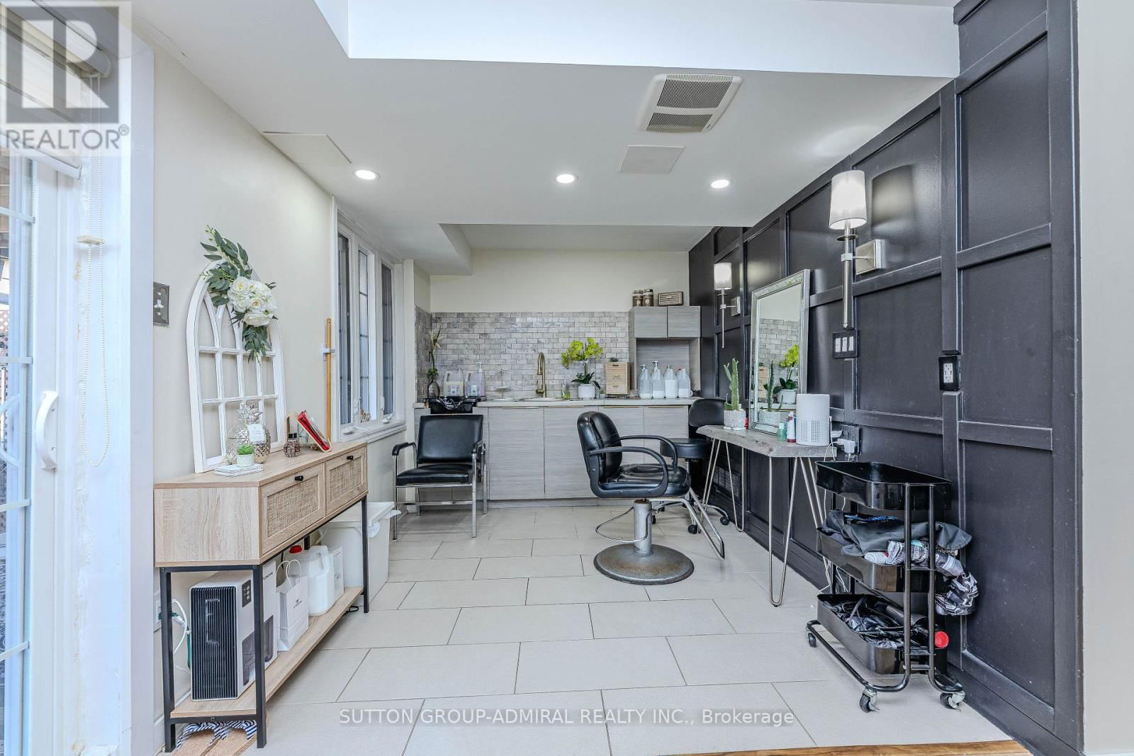 199 KELSO CRESCENT Image 39