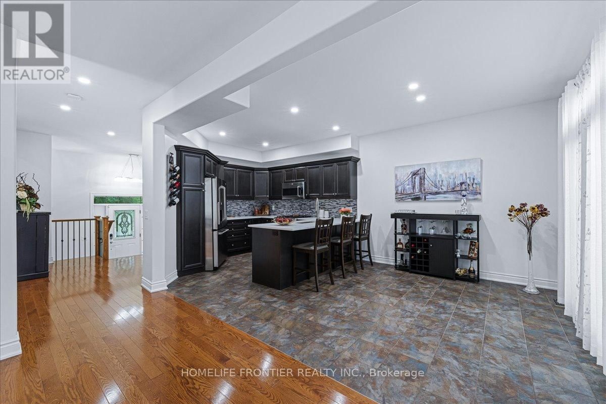 1664 MOYER AVENUE Image 13