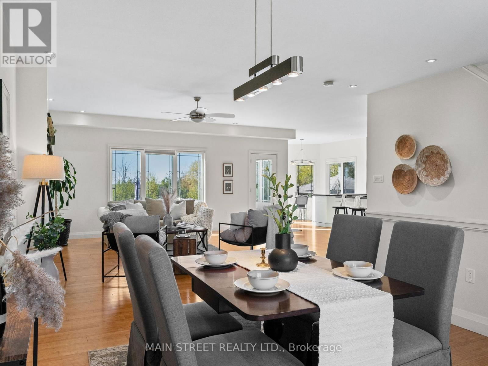 27 BAGSHAW CRESCENT Image 11