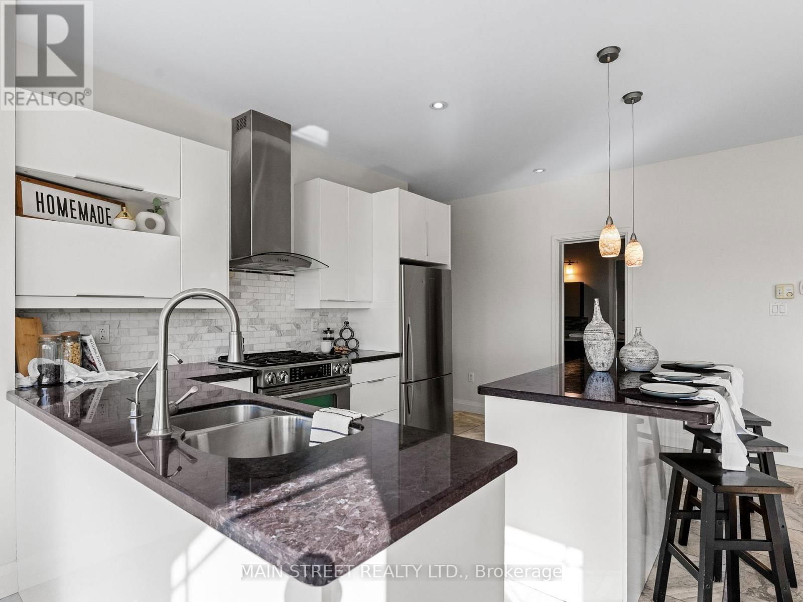 27 BAGSHAW CRESCENT Image 13
