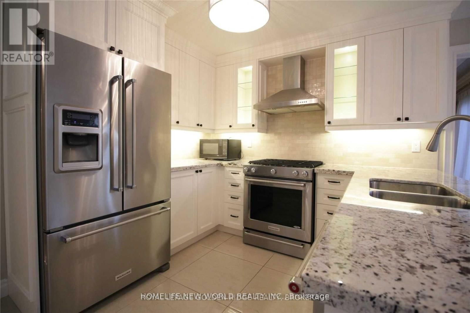 125 AITKEN CIRCLE Image 14