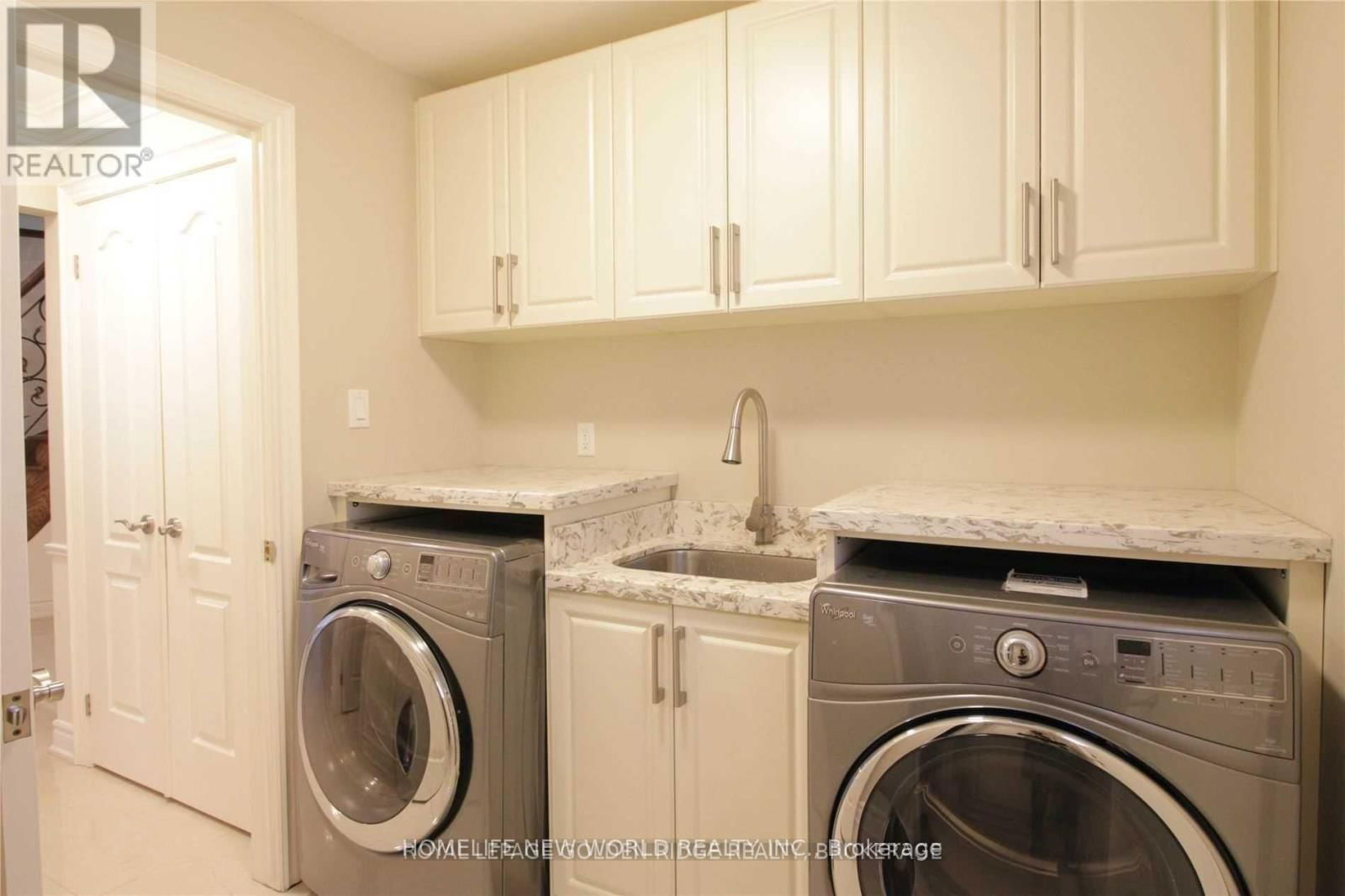 125 AITKEN CIRCLE Image 22