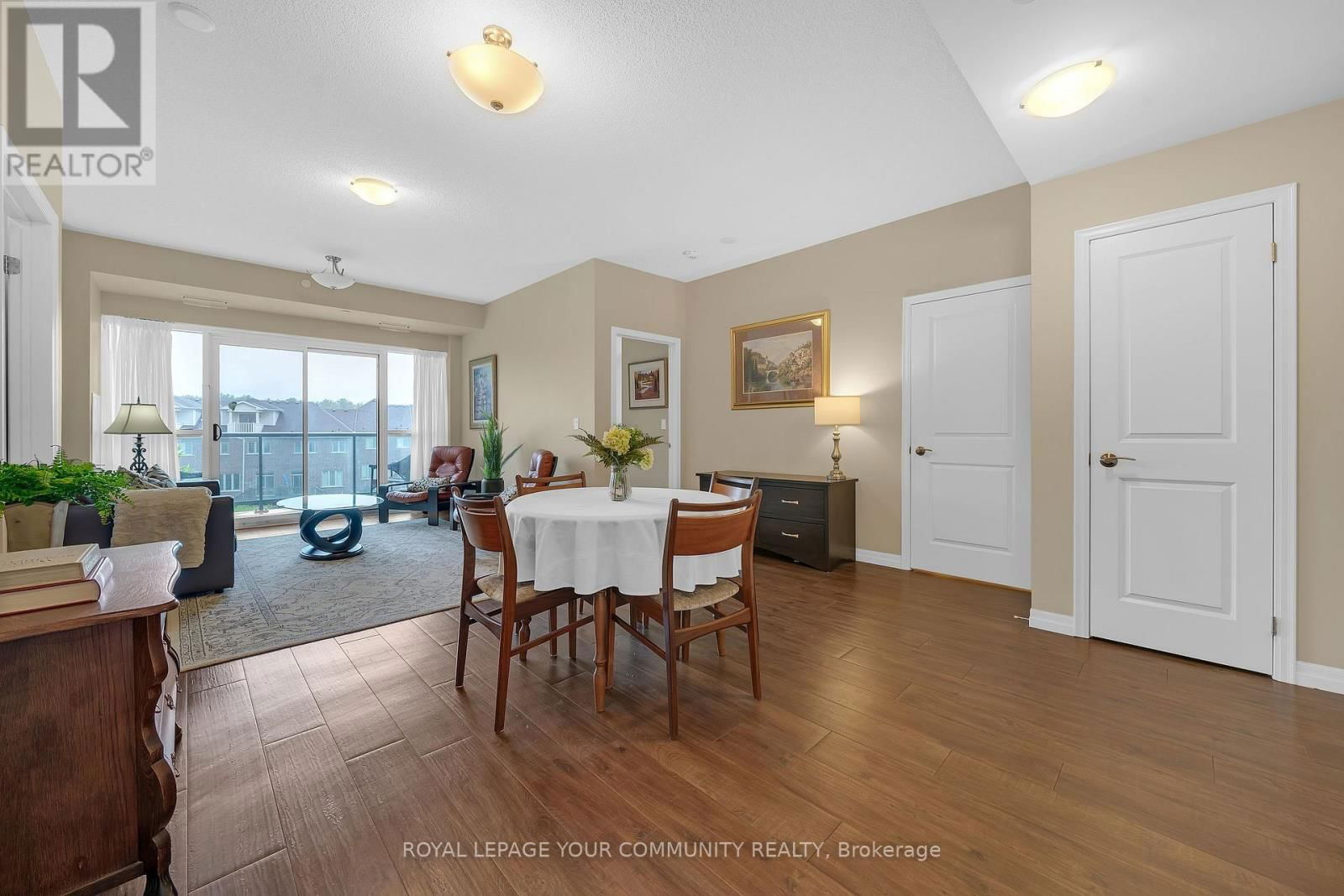 301 - 400 WILLIAM GRAHAM DRIVE Image 5