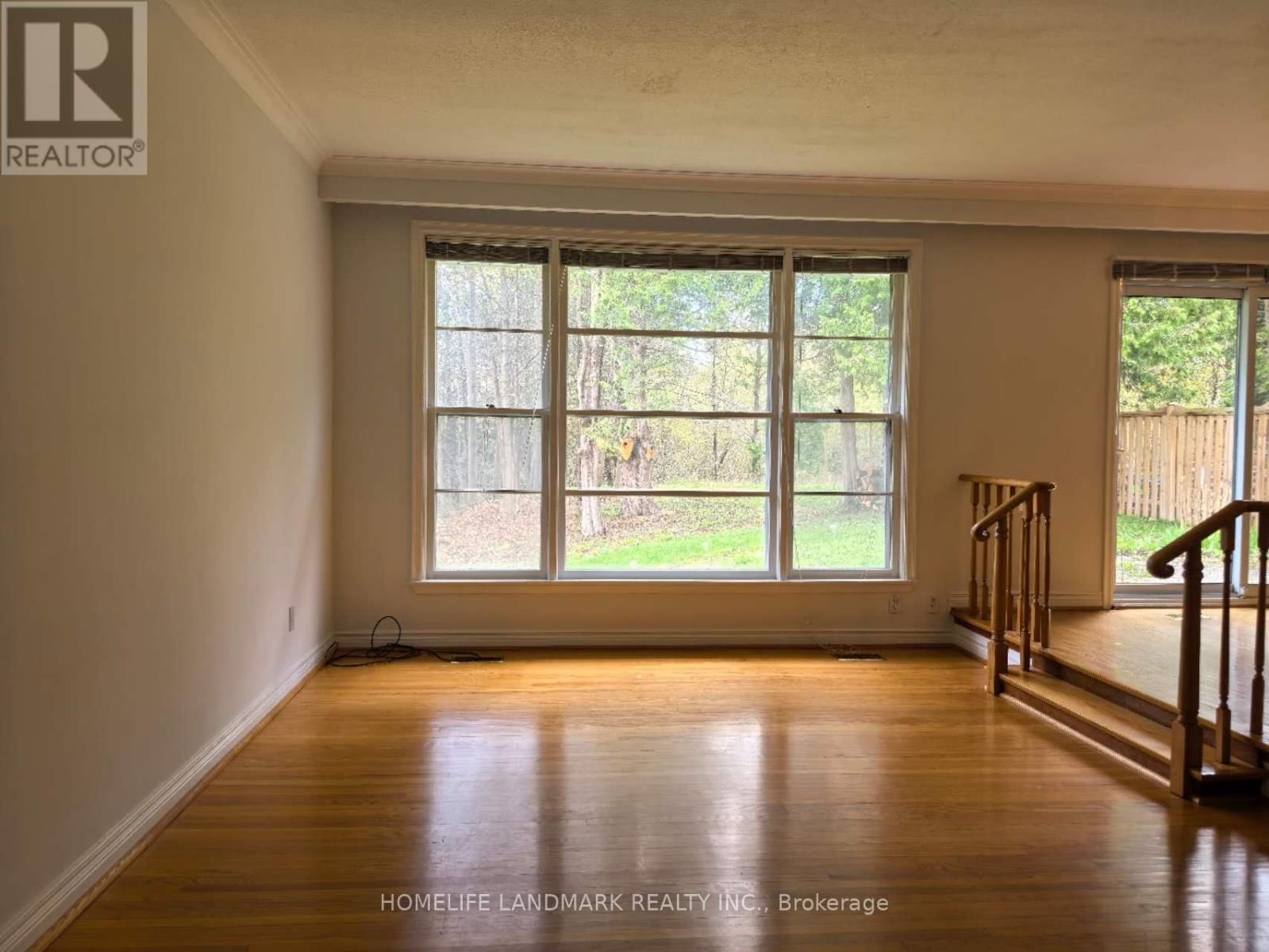 DRAKEFIELD ROAD Image 6