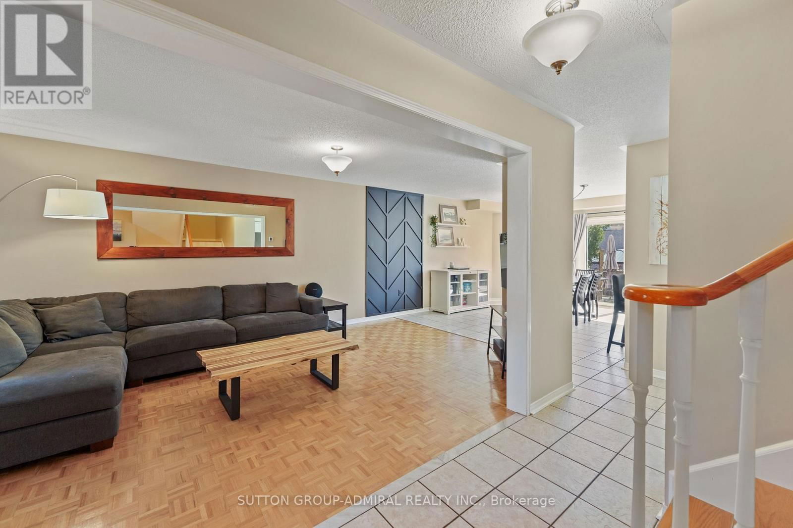 31 PANORAMA CRESCENT Image 10