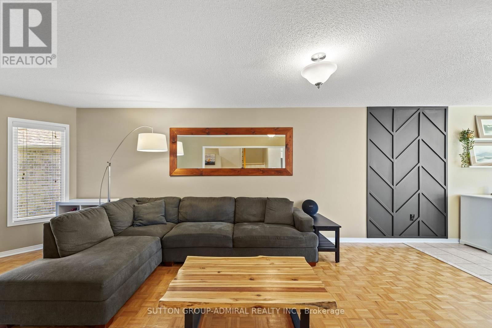 31 PANORAMA CRESCENT Image 20