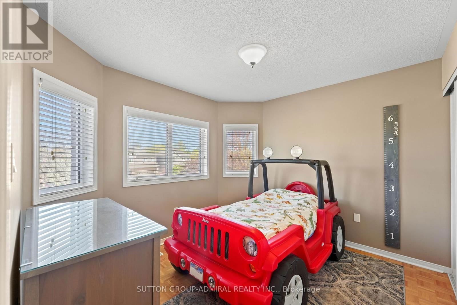 31 PANORAMA CRESCENT Image 29