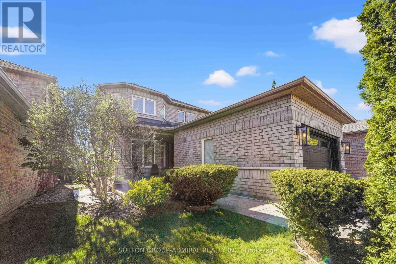 31 PANORAMA CRESCENT Image 3