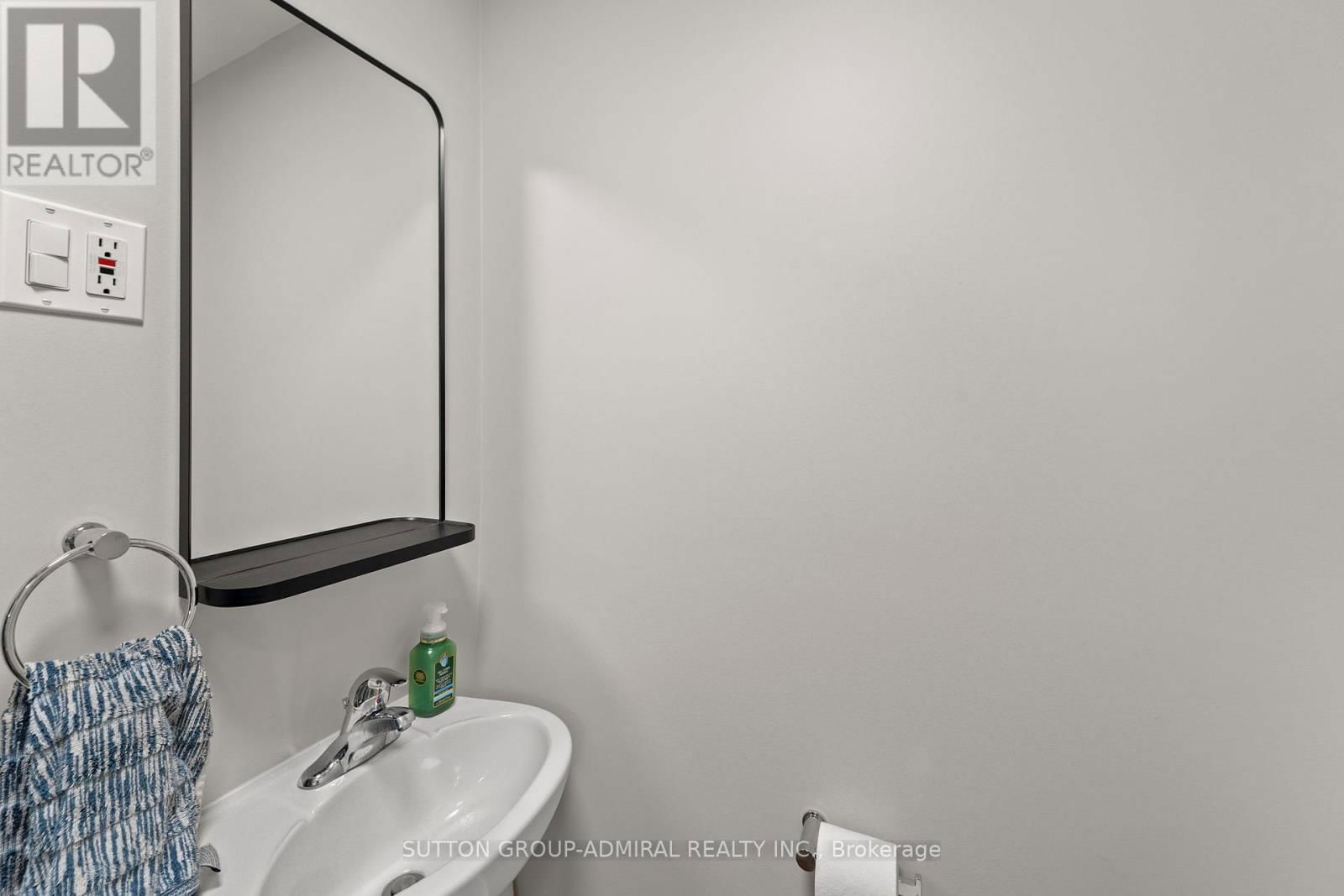 31 PANORAMA CRESCENT Image 34