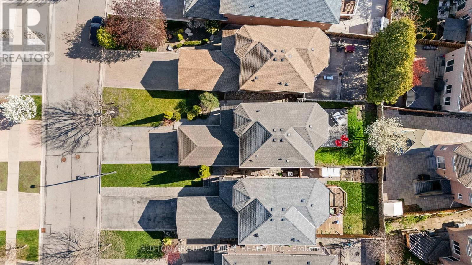 31 PANORAMA CRESCENT Image 41