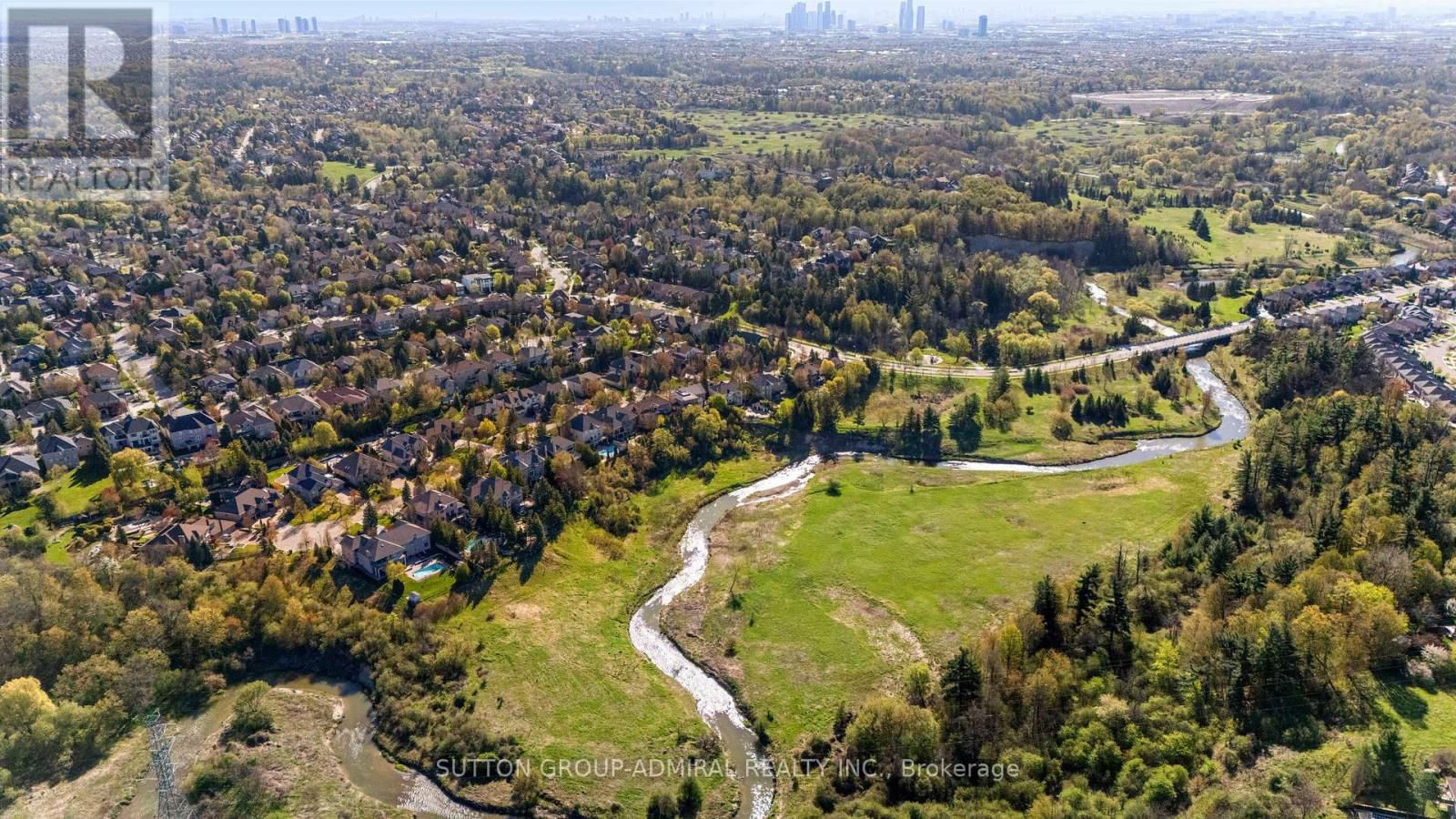 31 PANORAMA CRESCENT Image 42