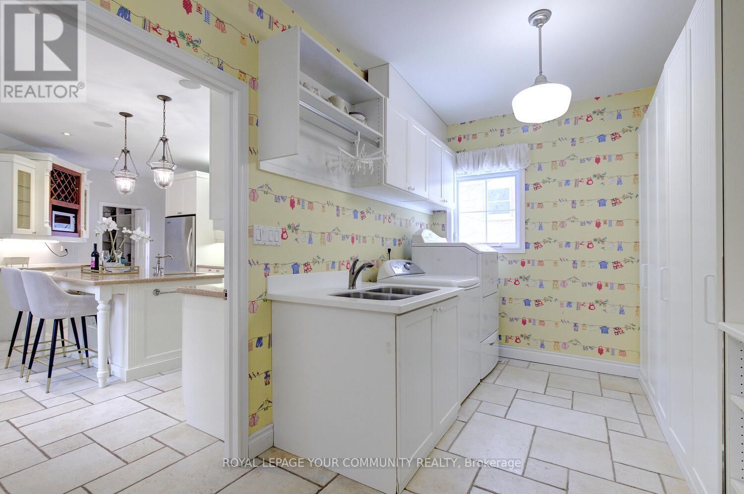 9838 KEELE STREET Image 28