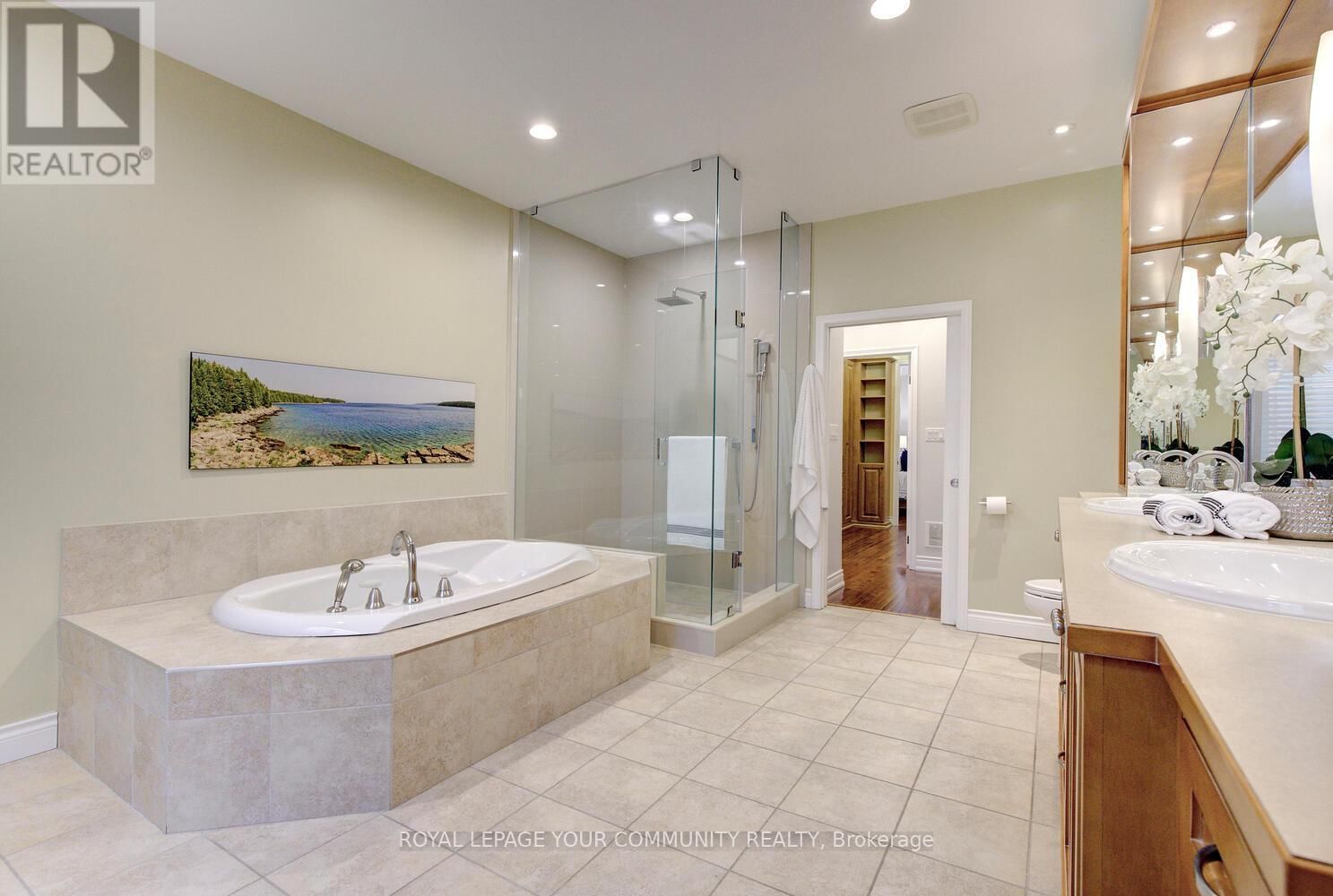 9838 KEELE STREET Image 31