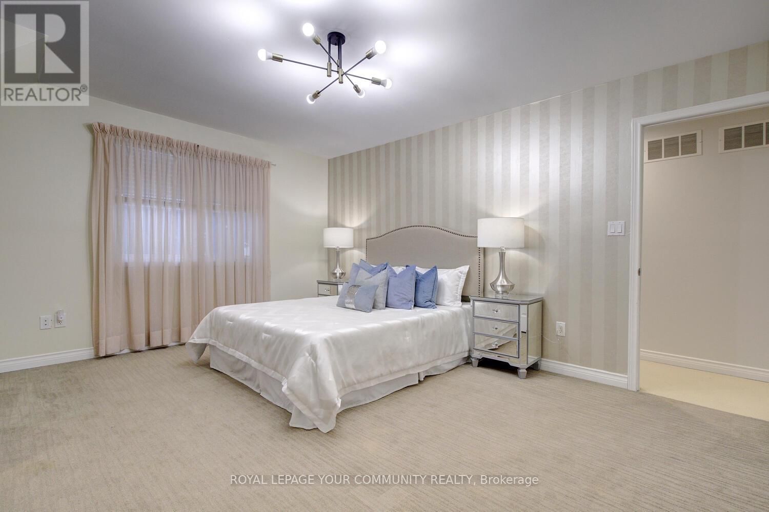 9838 KEELE STREET Image 38