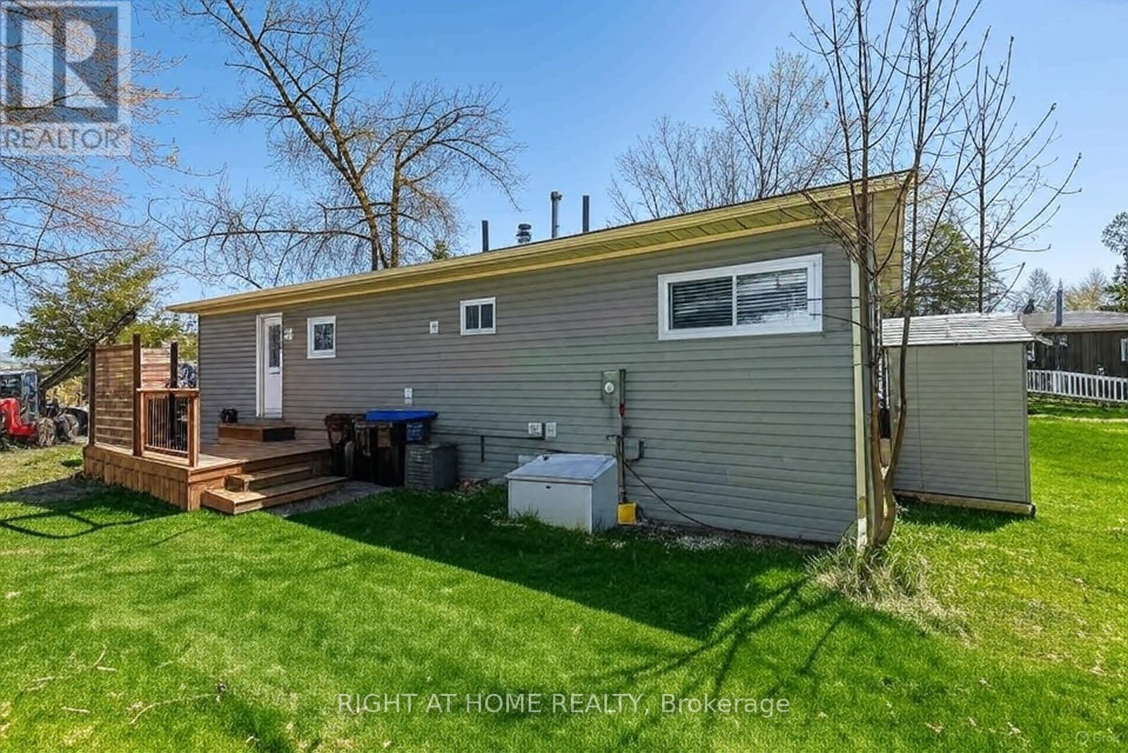 83 HAWTHORNE DRIVE Image 24
