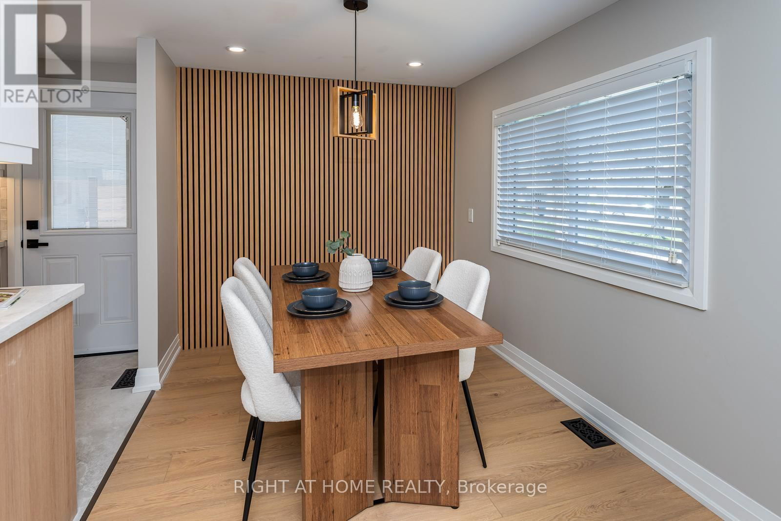 83 HAWTHORNE DRIVE Image 7