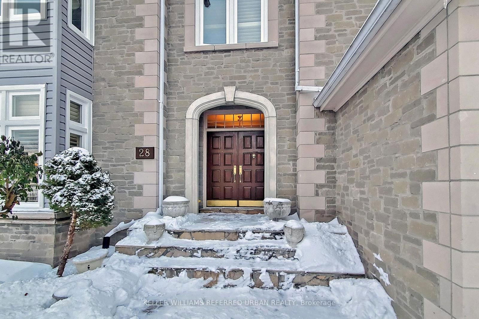 28 EDMUND CRESCENT Image 2