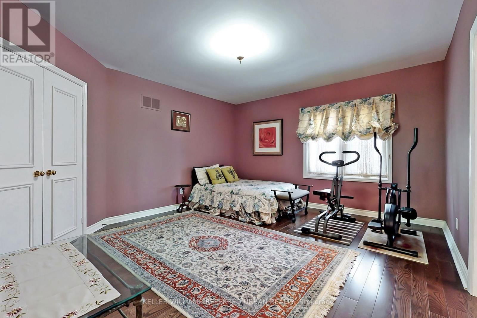 28 EDMUND CRESCENT Image 21