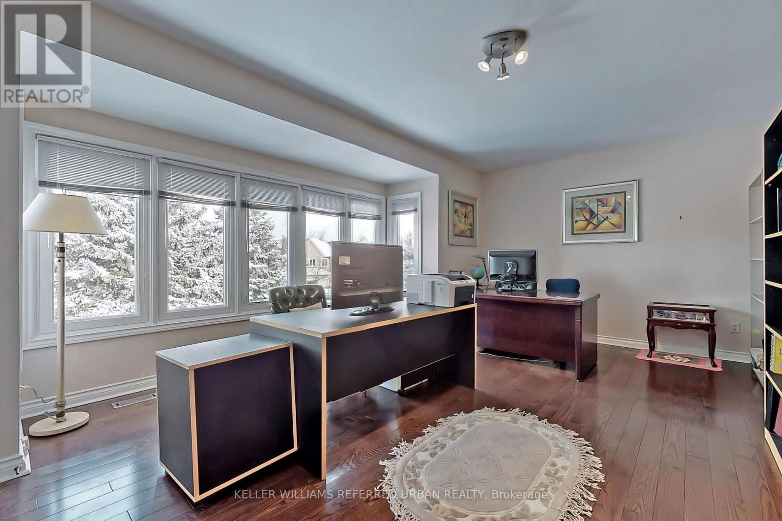 28 EDMUND CRESCENT Image 24