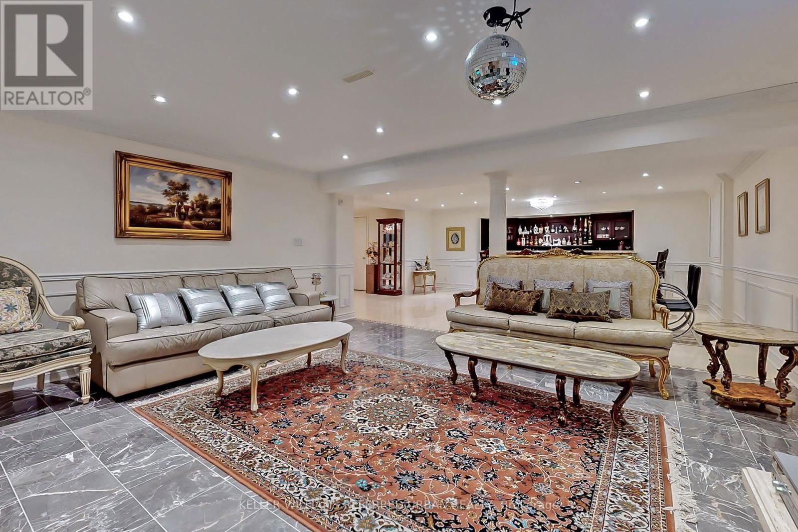 28 EDMUND CRESCENT Image 29