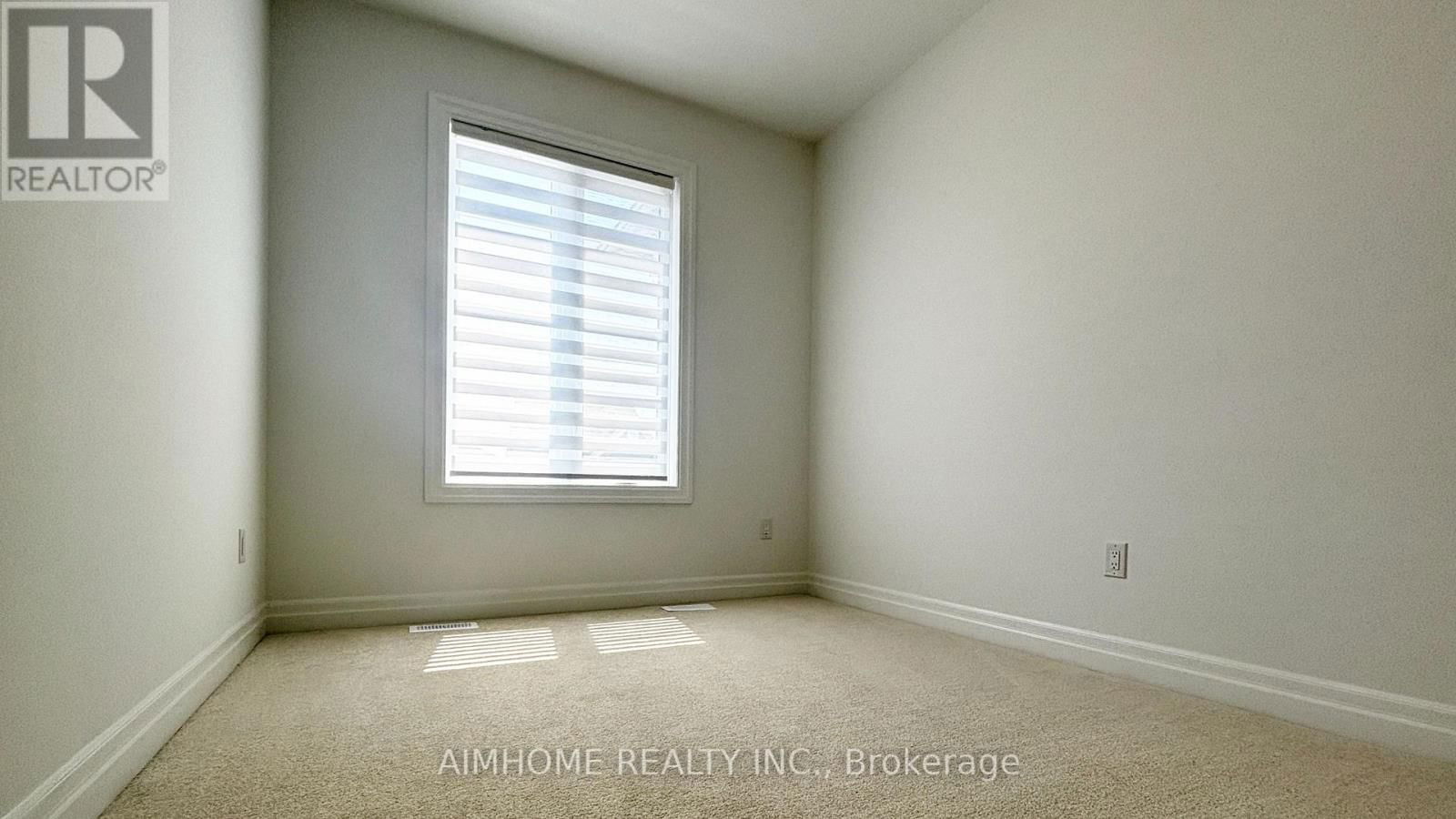 712 NEWLOVE STREET Image 19