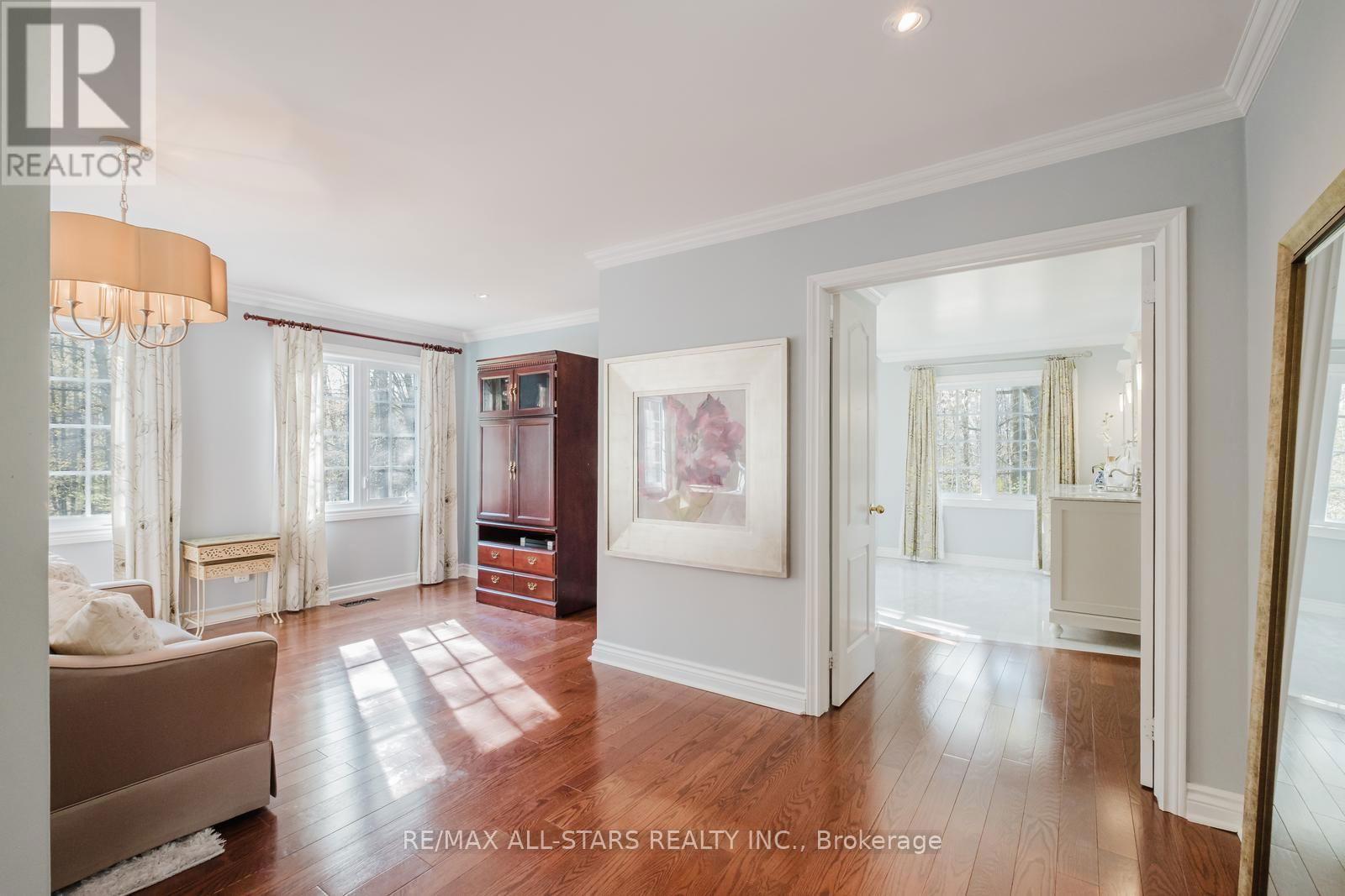 12 OAKVIEW PLACE Image 22
