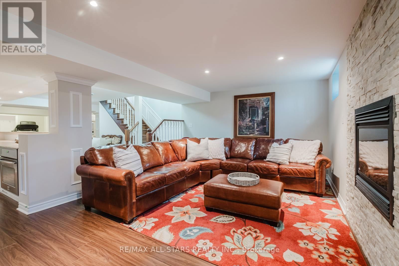 12 OAKVIEW PLACE Image 35