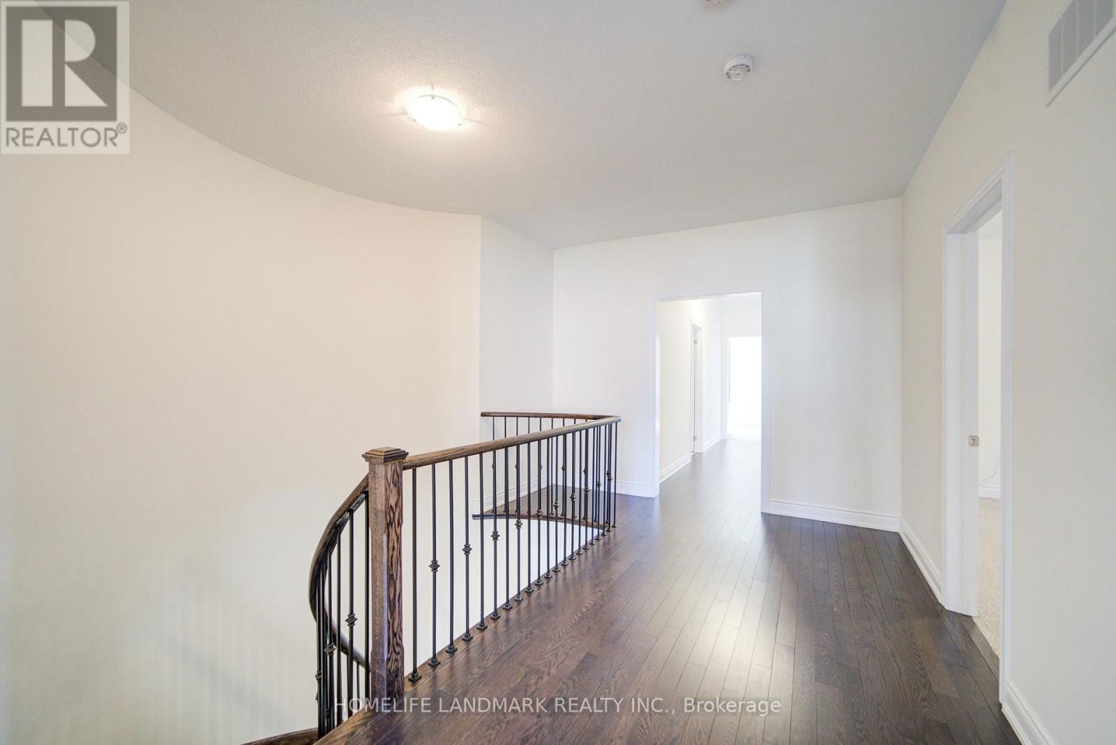 33 CANNES AVENUE Image 23