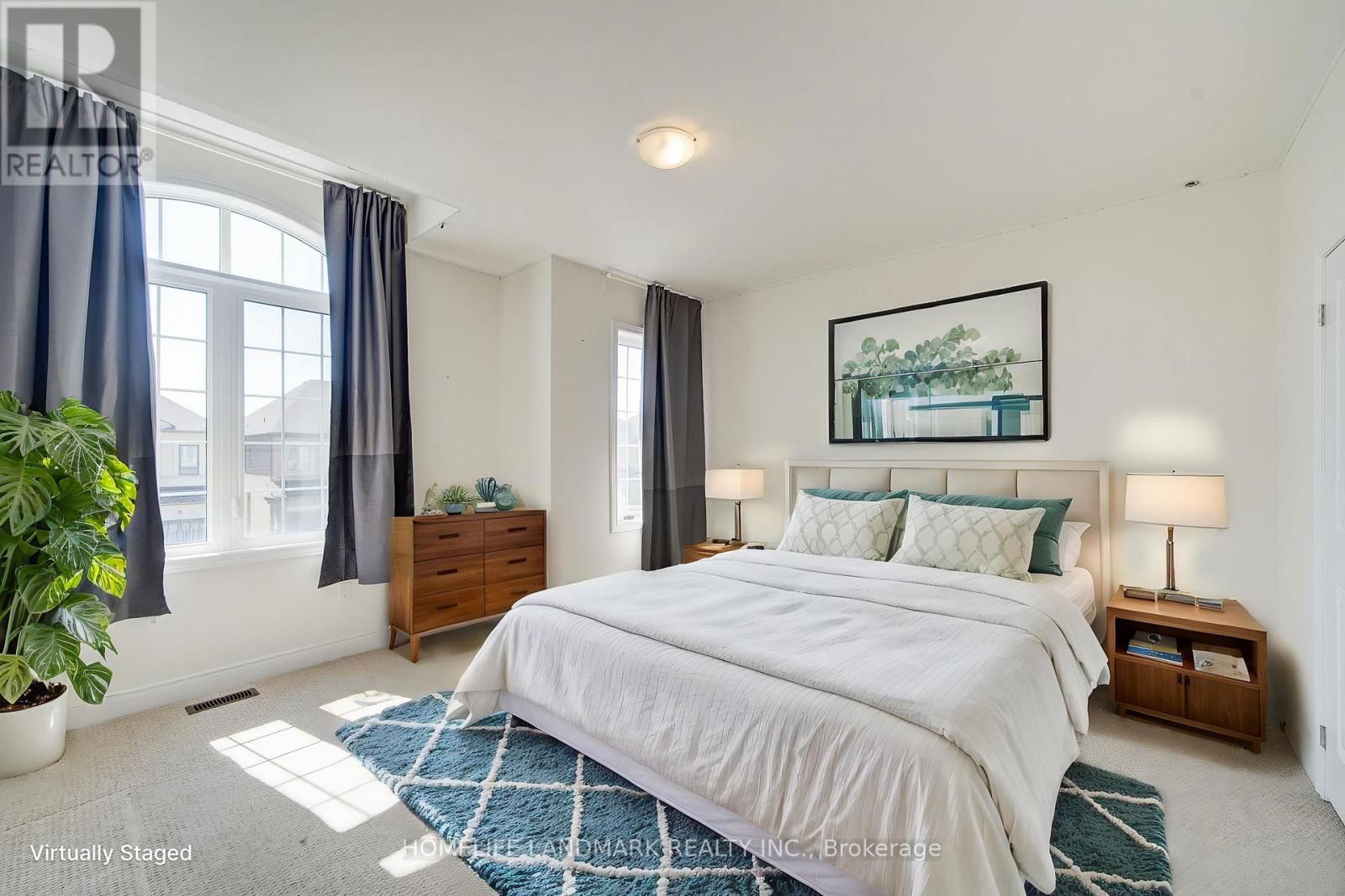 33 CANNES AVENUE Image 38
