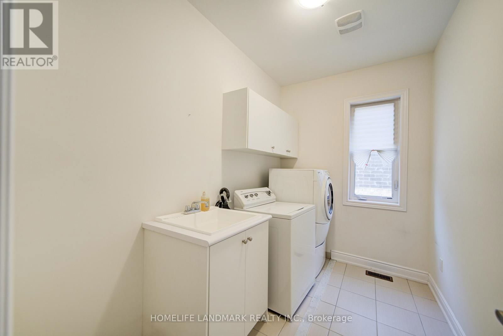 33 CANNES AVENUE Image 41