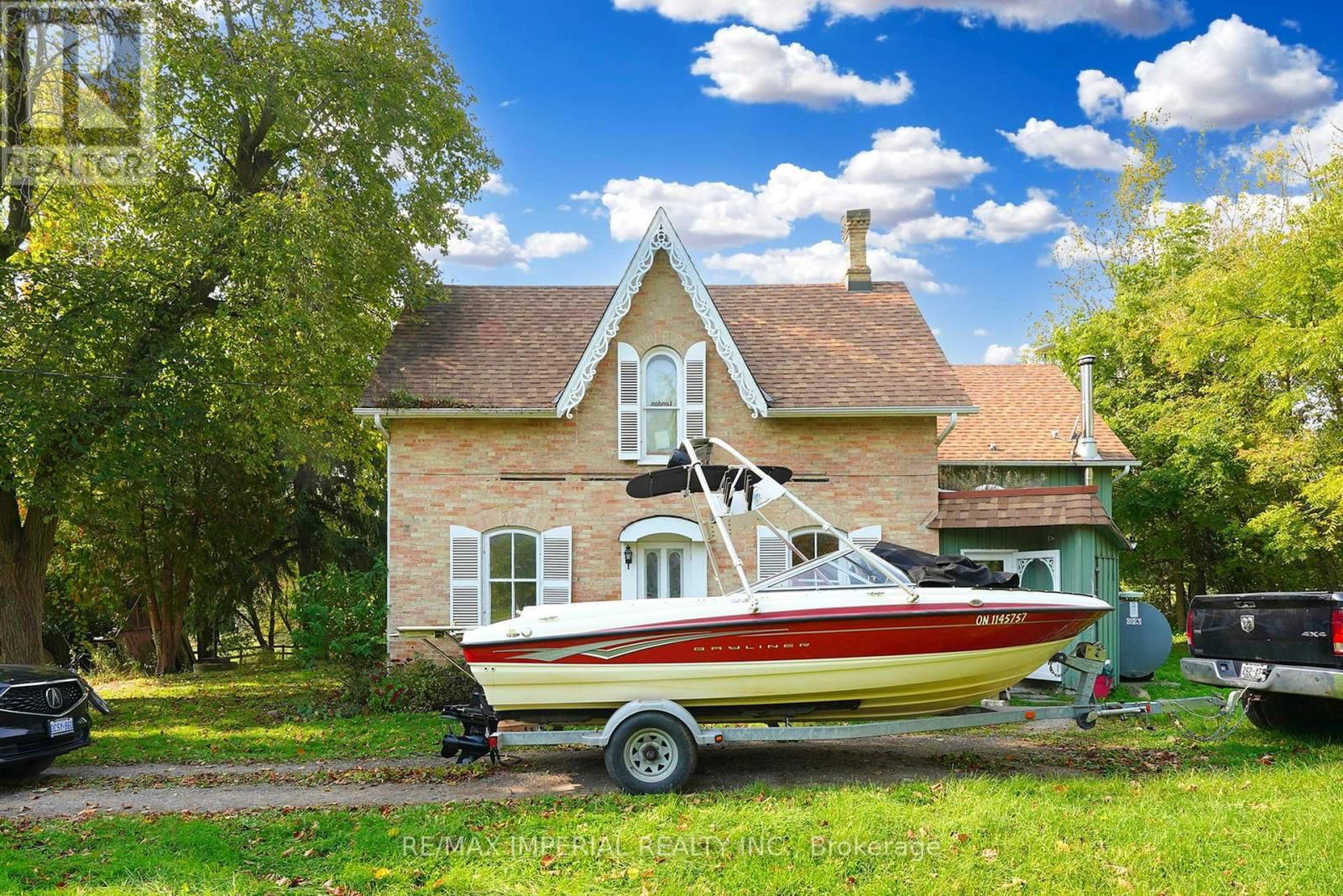 18054 WARDEN AVENUE Image 25