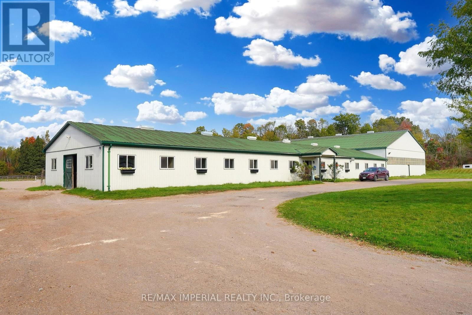 18054 WARDEN AVENUE Image 8