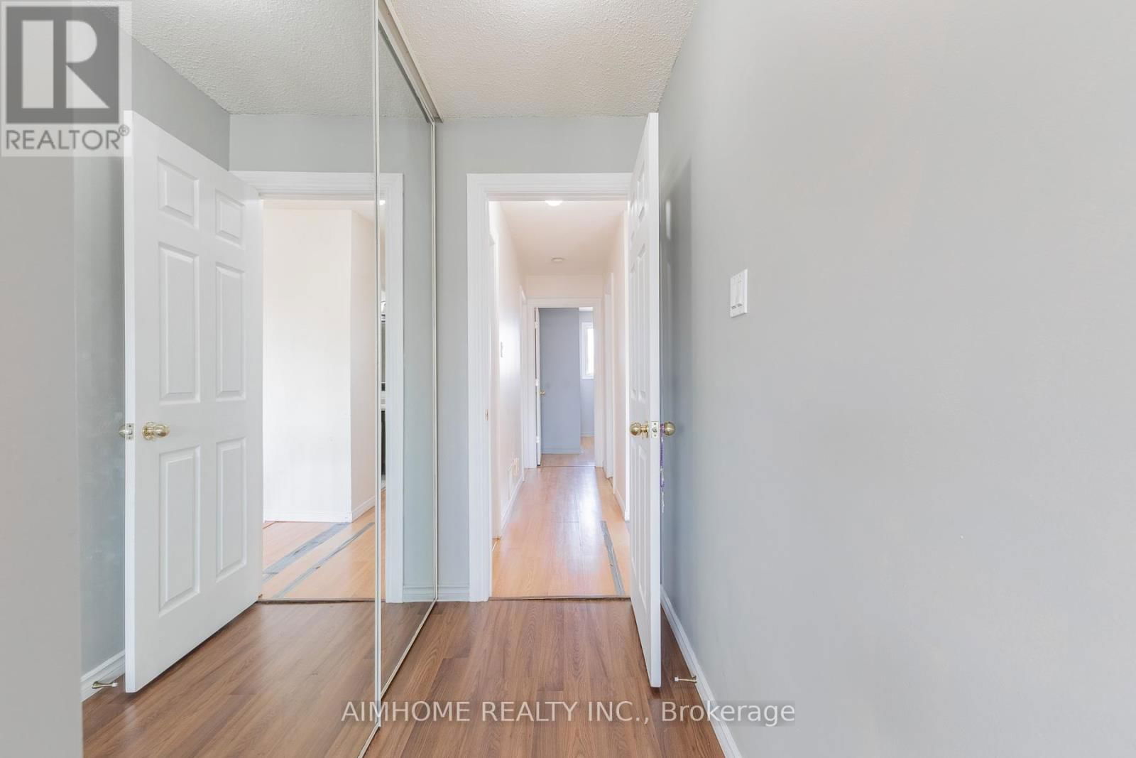 92 BAY HILL DRIVE Image 26