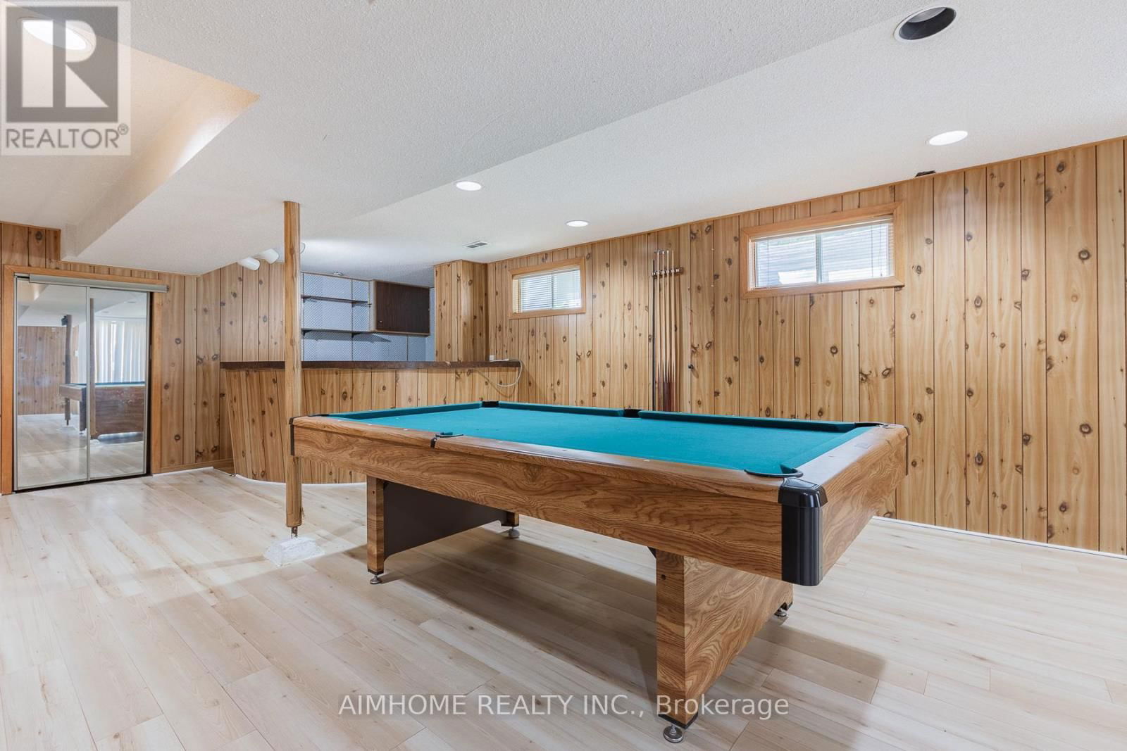 92 BAY HILL DRIVE Image 43