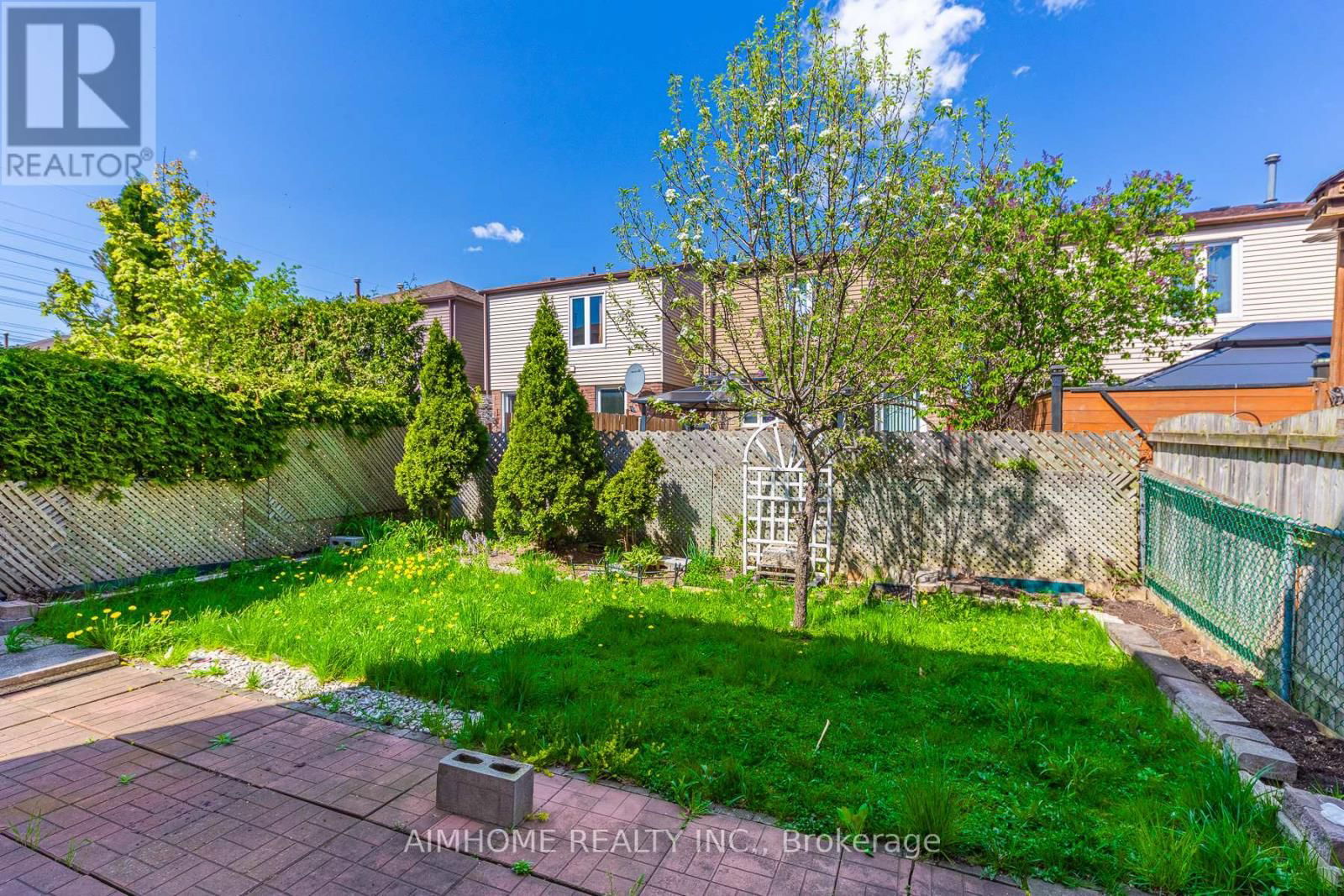 92 BAY HILL DRIVE Image 46