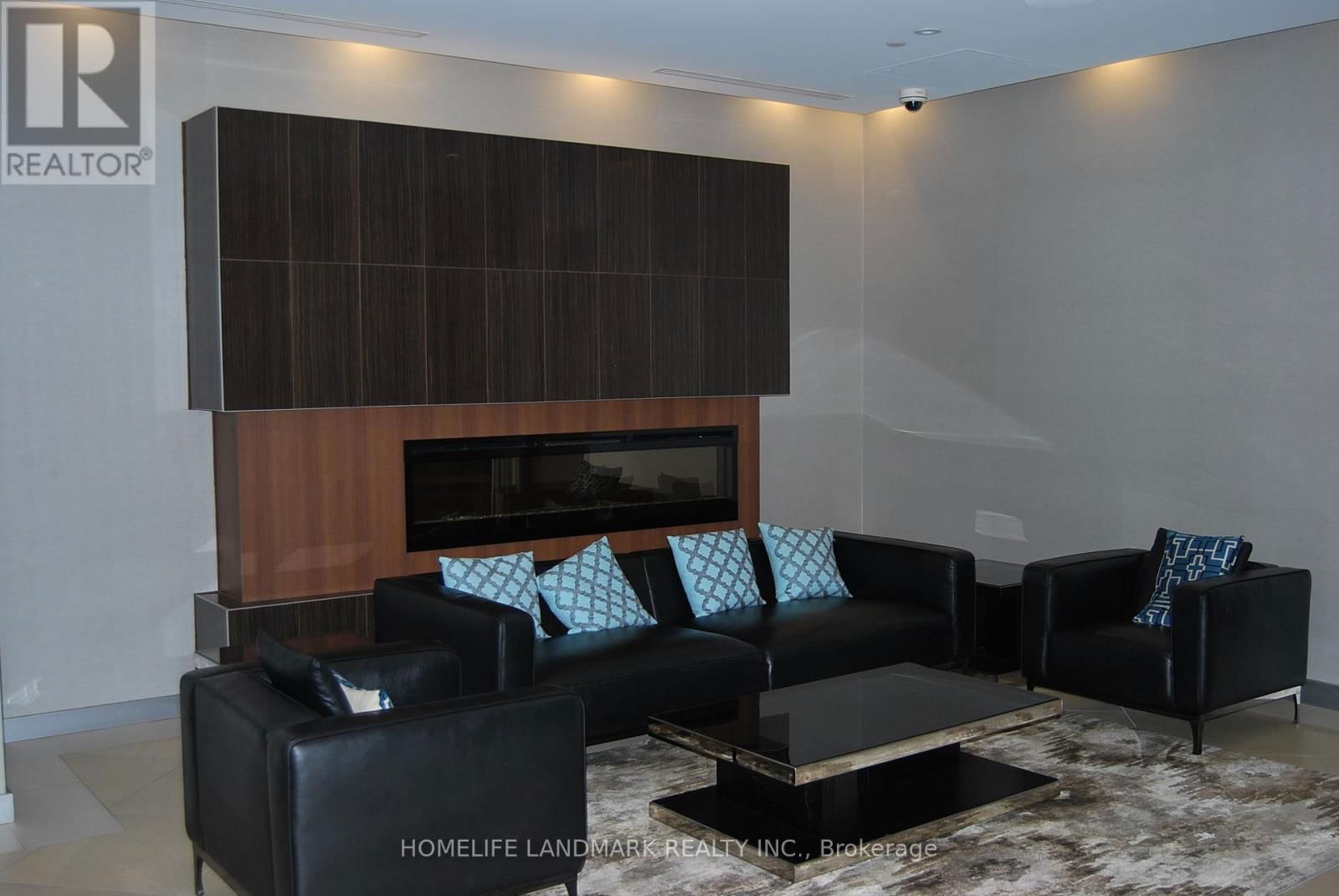 319 - 8323 KENNEDY ROAD Image 13