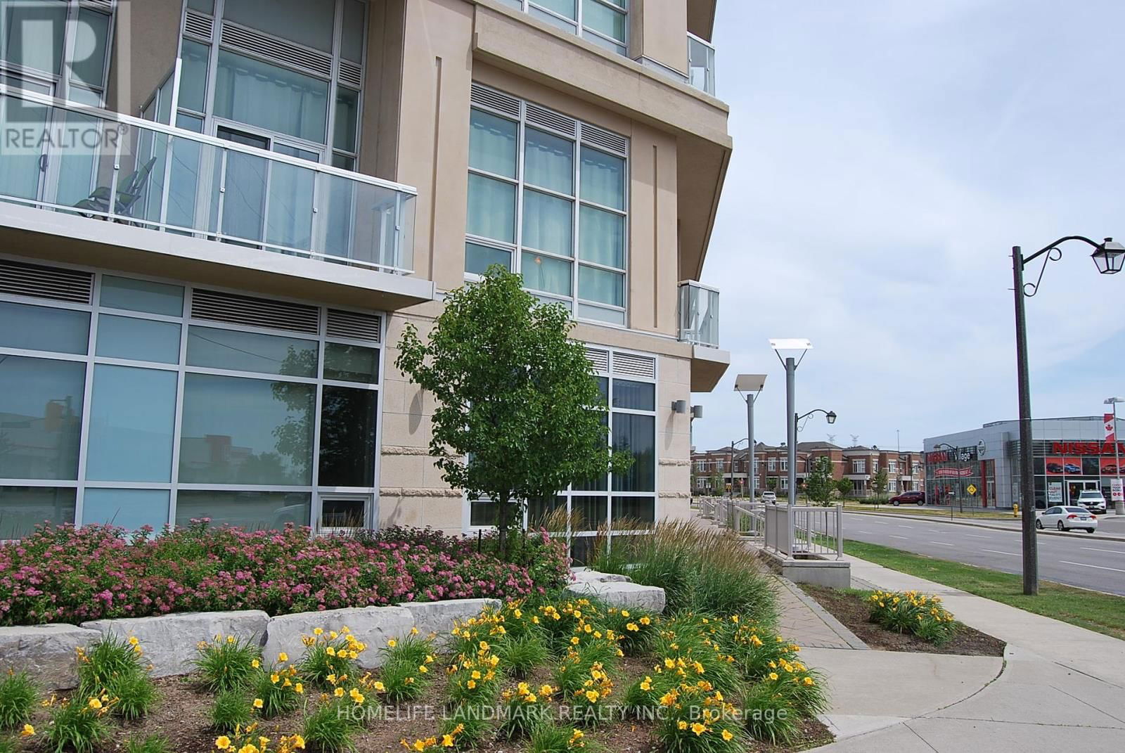 319 - 8323 KENNEDY ROAD Image 18